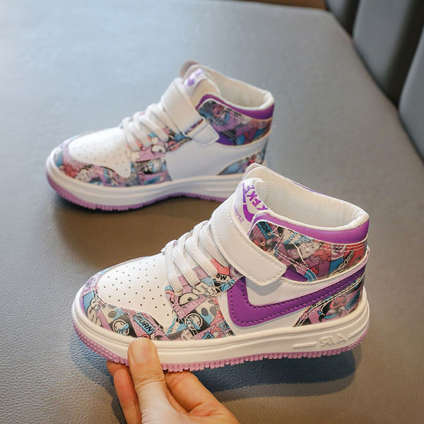 Jauns bērnu augsto kedu modelis no mākslīgās ādas ar plakanu zoli