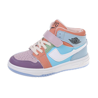 Детски модерни цветни кецове с лепенки и равна подметка