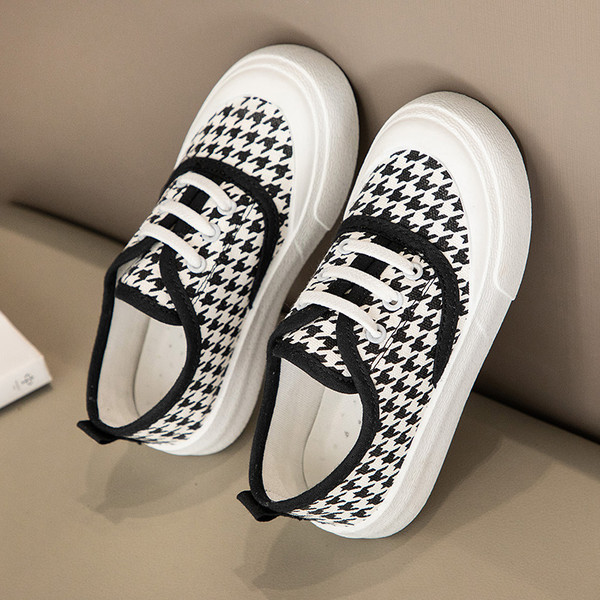 Платнени детски кецове с равна подметка за момчета и момичета