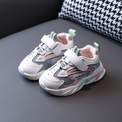 Детски маратонки с връзки и лепенки 