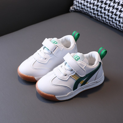 Ежедневни детски маратонки от еко кожа с връзки и лепенки