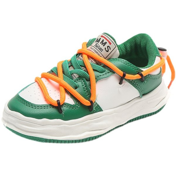 Детски маратонки за момчета с цветни връзки и надпис