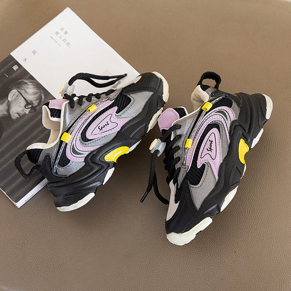 Дамски маратонки с връзки в четири цвята подходящи за момичета 