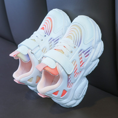 Спортни маратонки за момичета с връзки и груба подметка