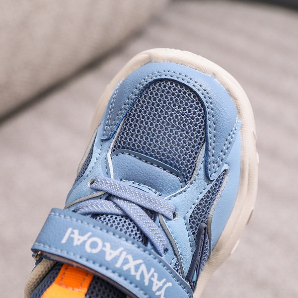 Детски маратонки с лепенки и надпис-за момчета и момичета