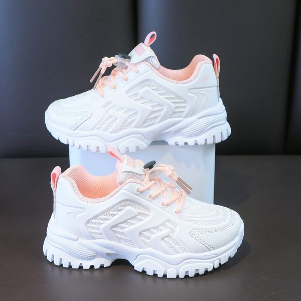 Нов модел момичешки маратонки с груба подметка