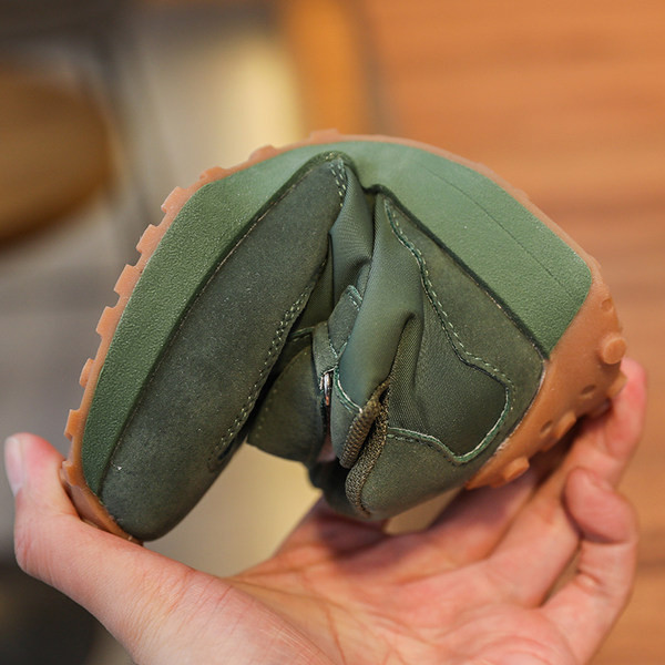 Есенни маратонки от еко велур с връзки за момчета