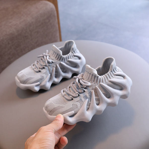 Нов модел детски дишащи маратонки с връзки за момчета