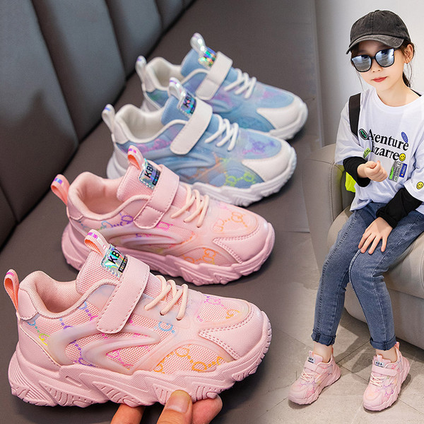 Модерни сникърси за момичета с връзки и лепенки