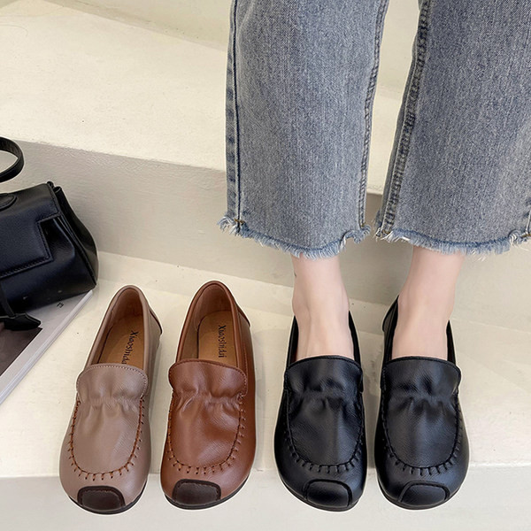 Дамски мокасини от еко кожа-изчистен модел