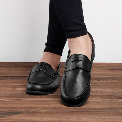 Дамски заоблени мокасини от еко кожа 