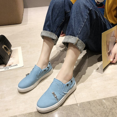 Дамски мокасини от текстил с цип и метални елементи