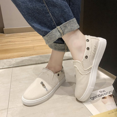 Дамски мокасини от текстил с цип и метални елементи