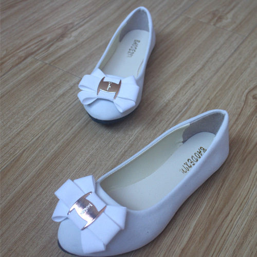 Ежедневни мокасини с панделка и метална декорация