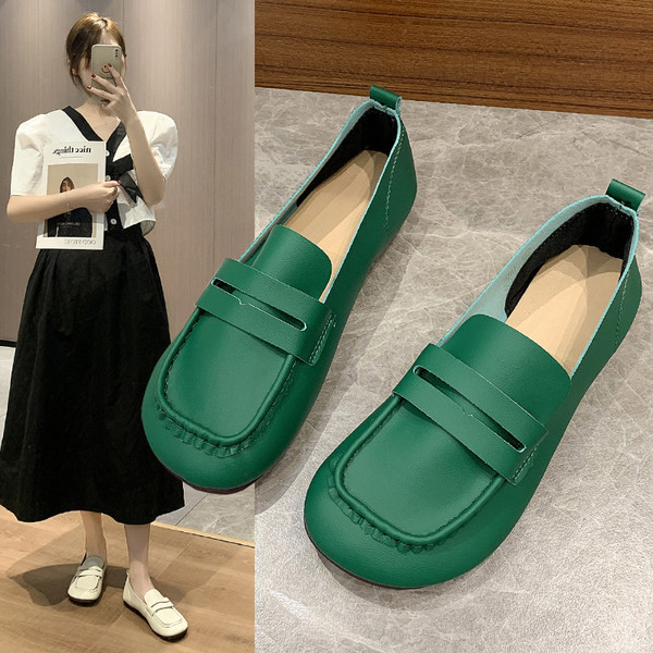 Ежедневни мокасини от еко кожа - заоблен модел