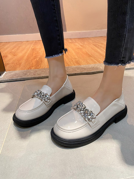 Дамски мокасини от еко кожа с декорация камъни