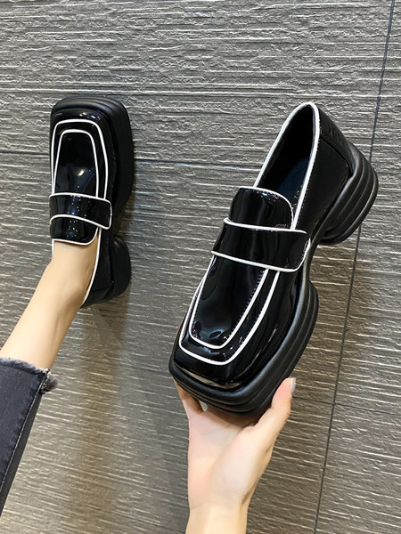 Дамски черни мокасини от еко кожа