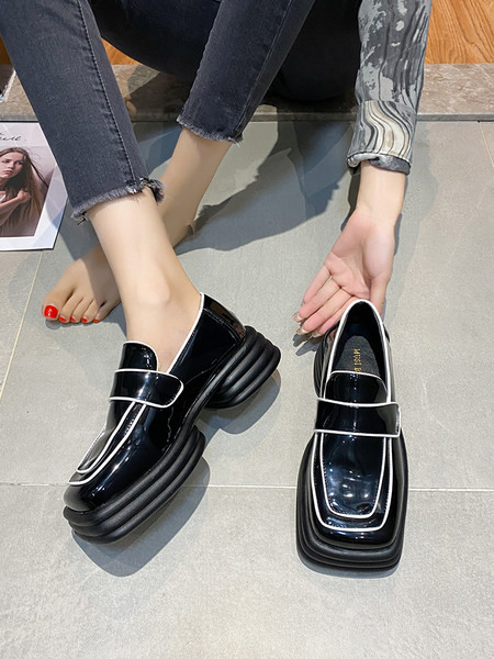 Дамски черни мокасини от еко кожа