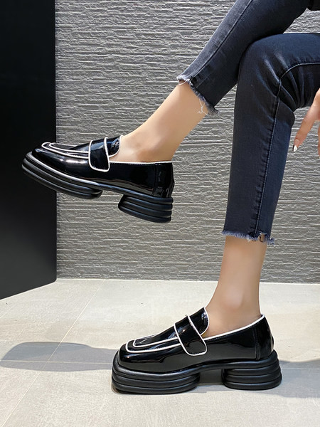 Дамски черни мокасини от еко кожа