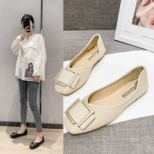 Дамски мокасини с метална квадратна катарама