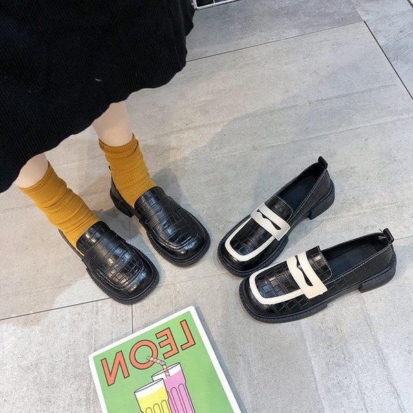 Дамски мокасини от еко кожа изчистен модел