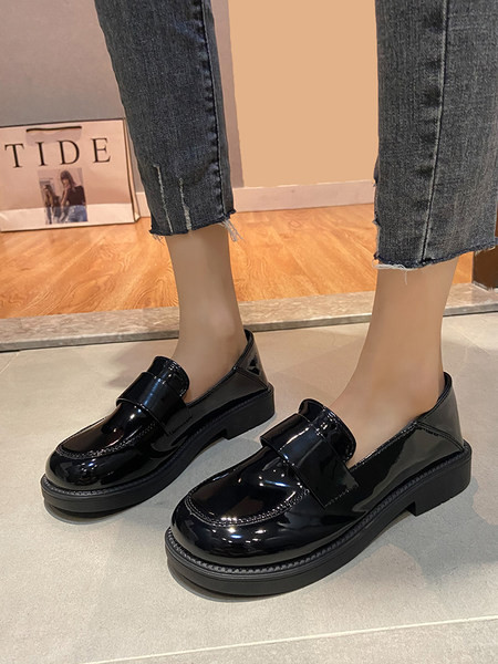 Дамски мокасини от еко кожа - черен цвят