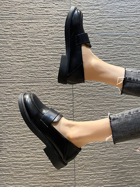 Дамски мокасини от еко кожа - черен цвят