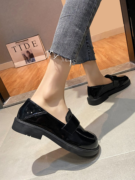 Дамски мокасини от еко кожа - черен цвят