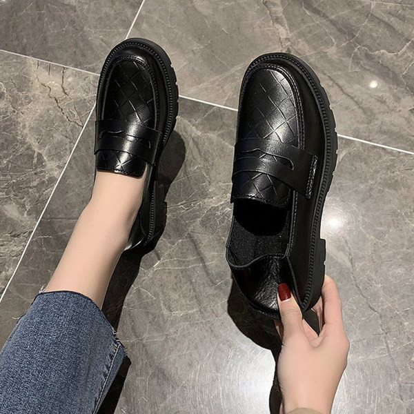 Кожени дамски мокасини - два модела