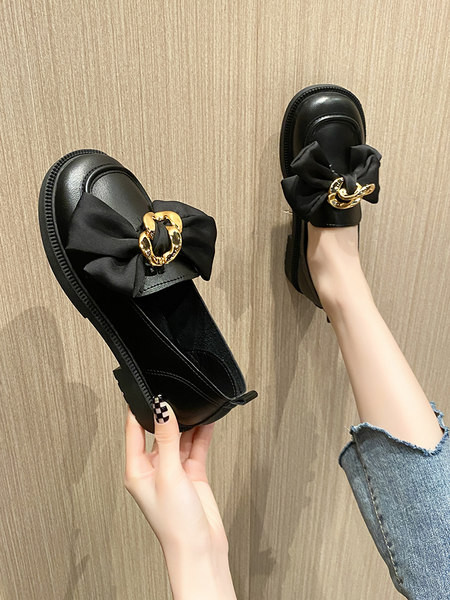 Дамски мокасини от еко кожа с декорация панделка