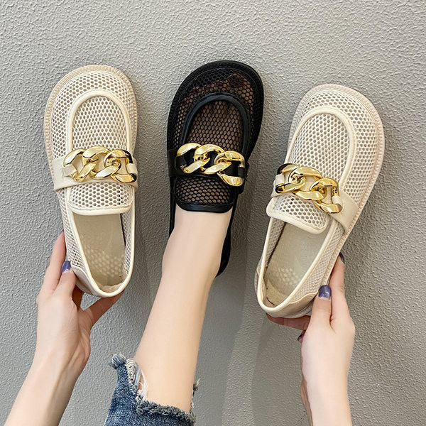 Ежедневни мокасини от перфорирана еко кожа и метална декорация