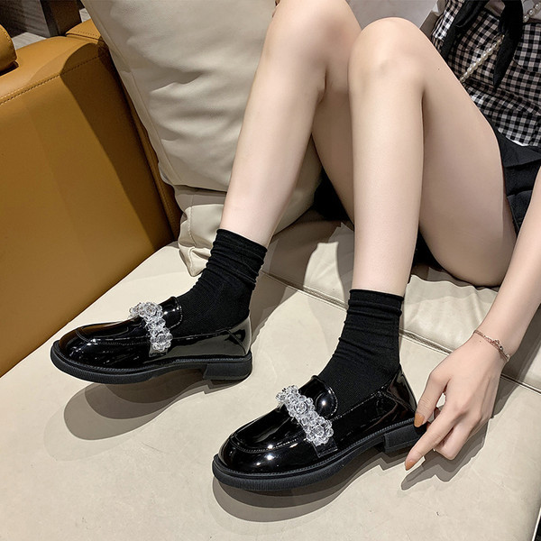 Дамски мокасини от еко кожа с  декорация камъни