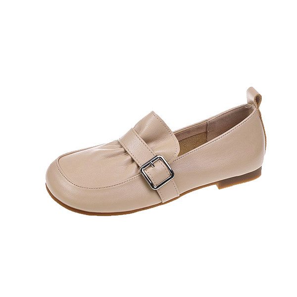 Дамски кожени мокасини с равна подметка и катарама