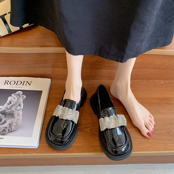 Mocasini de dama din piele cu talpa plata si pietre de decor