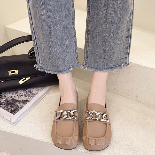 Mocasini de dama din piele cu lant metalic - talpa plata