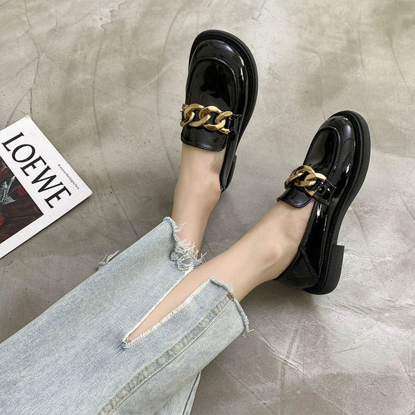 Mocasini moderni cu decor metalic - doua modele