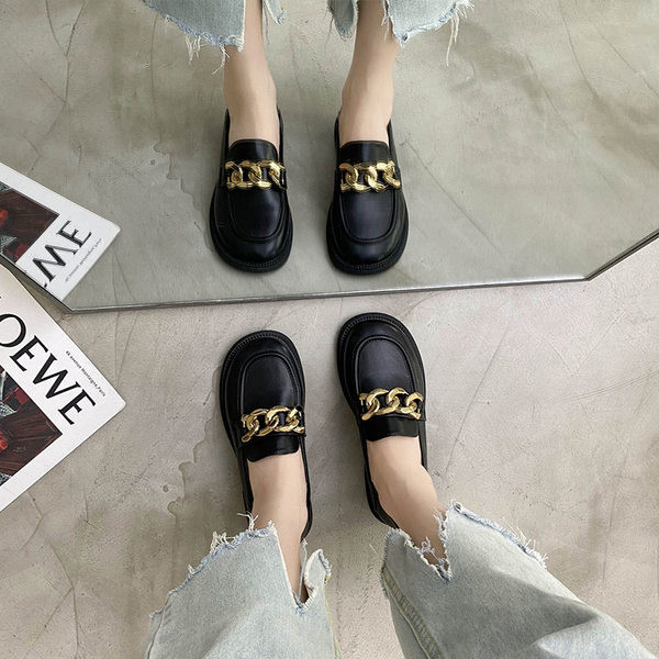 Mocasini moderni cu decor metalic - doua modele