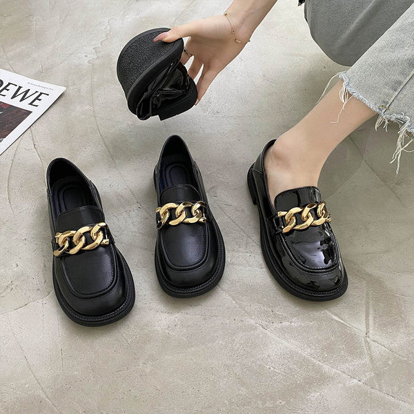 Mocasini moderni cu decor metalic - doua modele