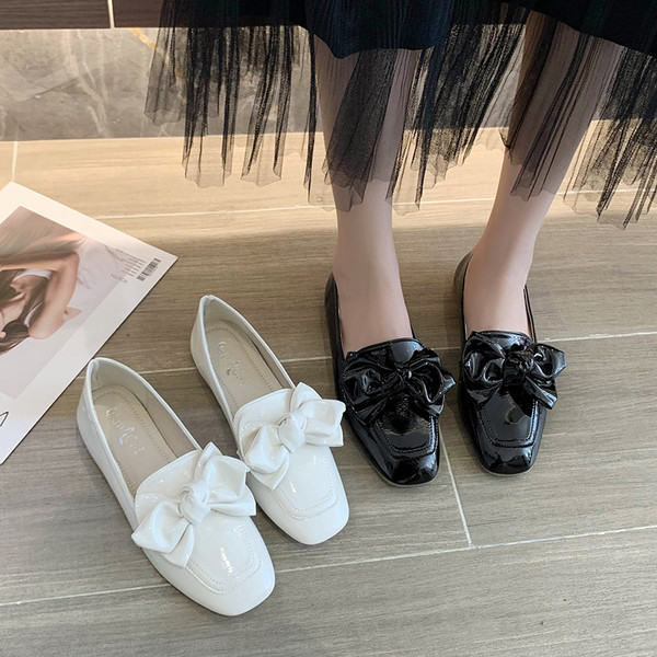 Кожени дамски мокасини с панделка