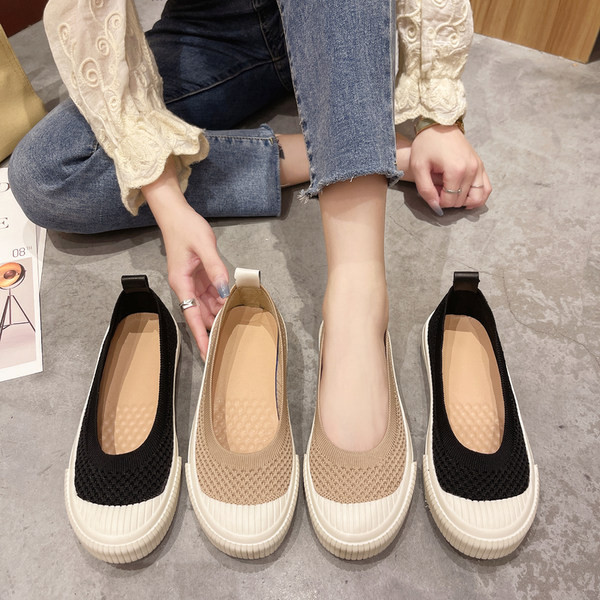 Model rotunjit de mocasini de dama cu talpa plata