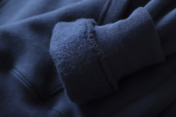 Мъжки суичър с качулка и надпис 