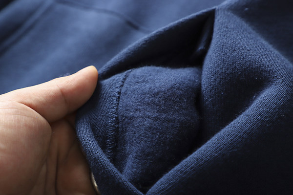 Мъжки суичър с качулка и надпис 