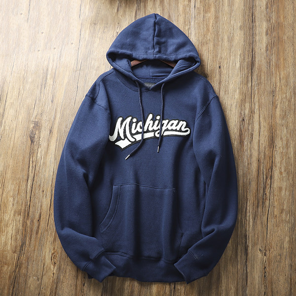 Мъжки суичър с качулка и надпис 