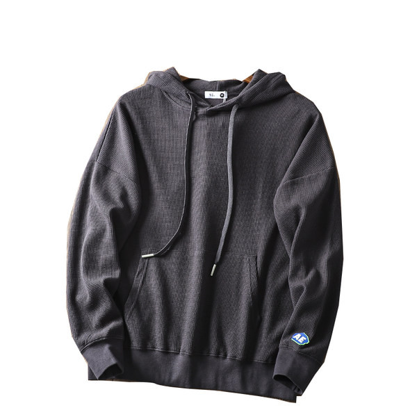 Kapuutsiga ja embleemiga meeste dressipluus