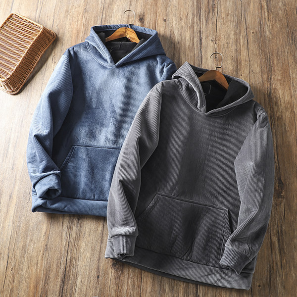 Мъжки суичър с мека подплата и качулка