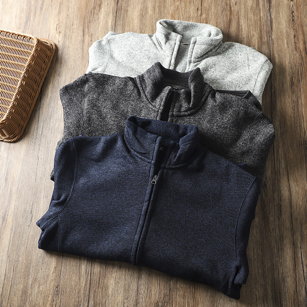 Meeste igapäevane tõmblukuga dressipluus