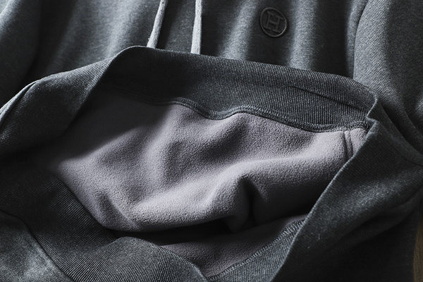 Hanorac pentru bărbați cu broderie cu glugă