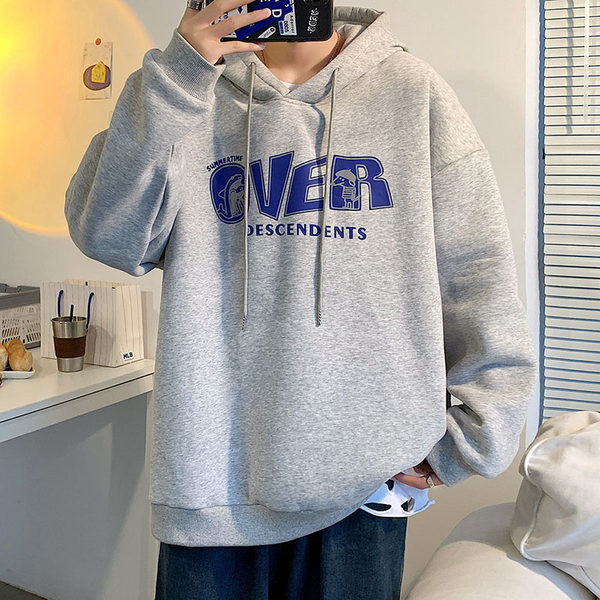 Meeste igapäevane kapuutsiga dressipluus ja kirjad