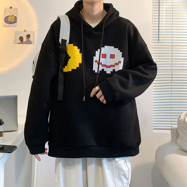 Hanorac larg pentru bărbați cu aplicații și glugă