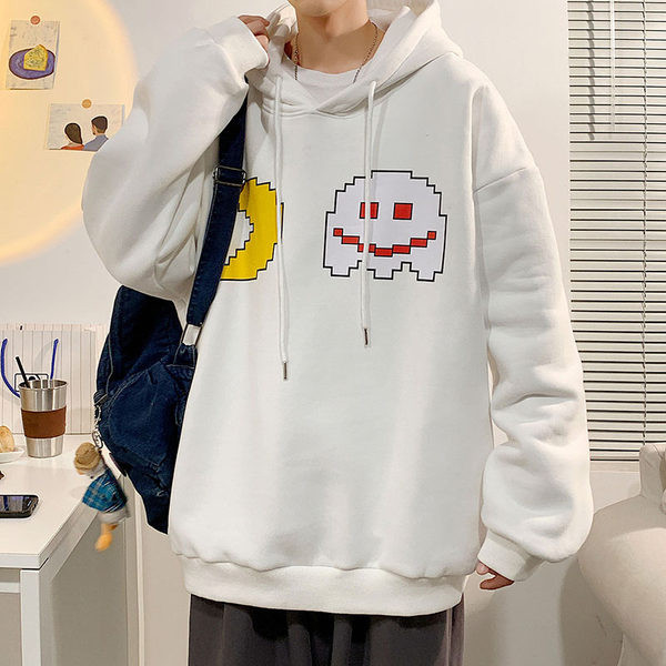 Hanorac larg pentru bărbați cu aplicații și glugă